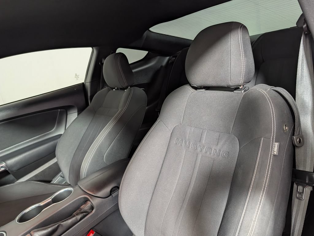 Certified 2022 Ford Mustang GT RWD image 23