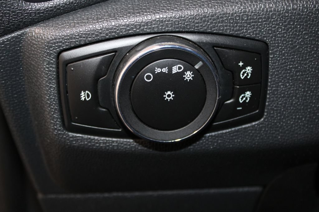 Certified 2018 Ford EcoSport SE w/ SE Convenience Package FWD image 25