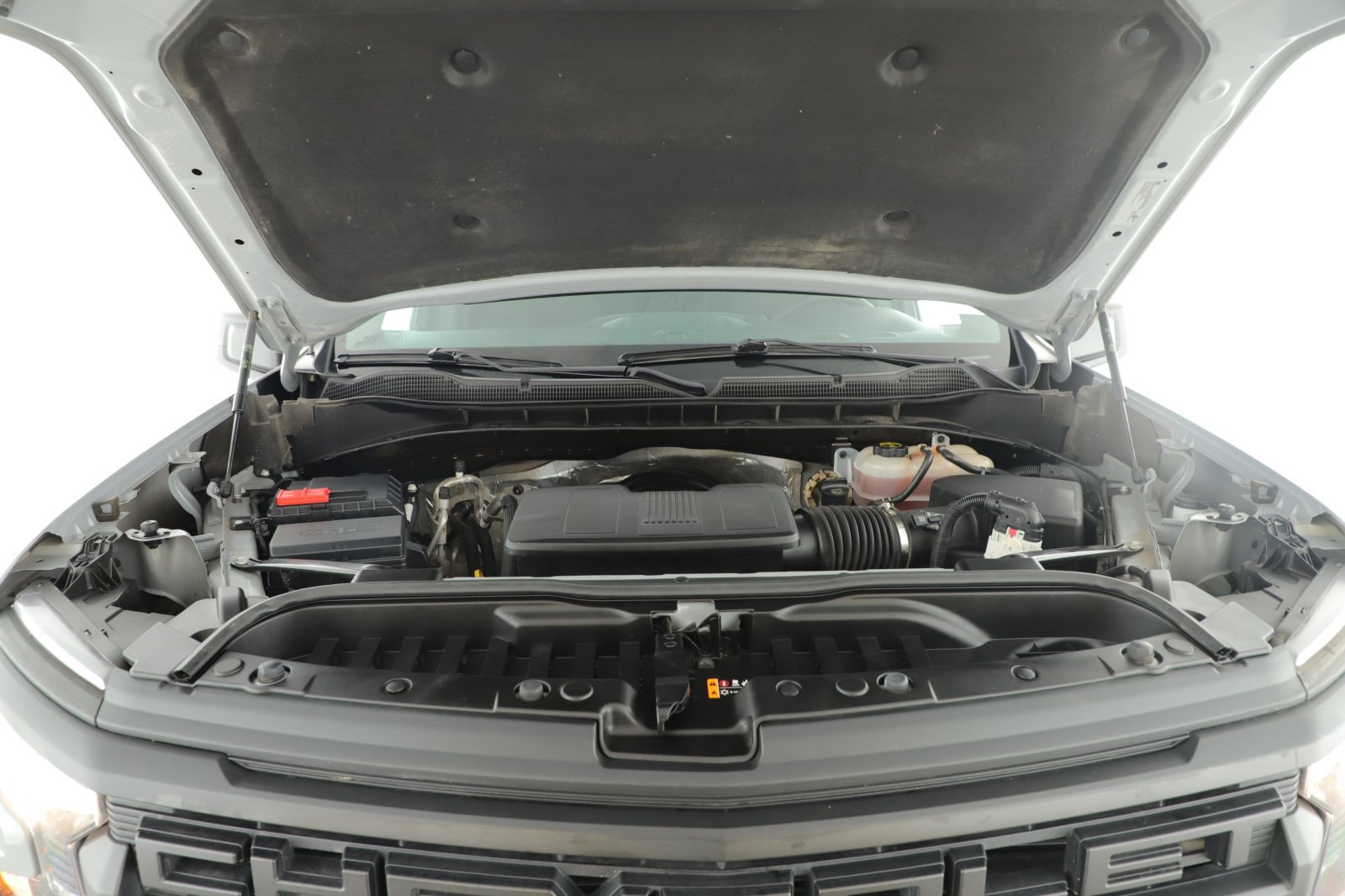 Used 2024 Chevrolet Silverado 1500 Custom Trail Boss w/ LPO, Dark Essentials Package AWD/4WD image 6