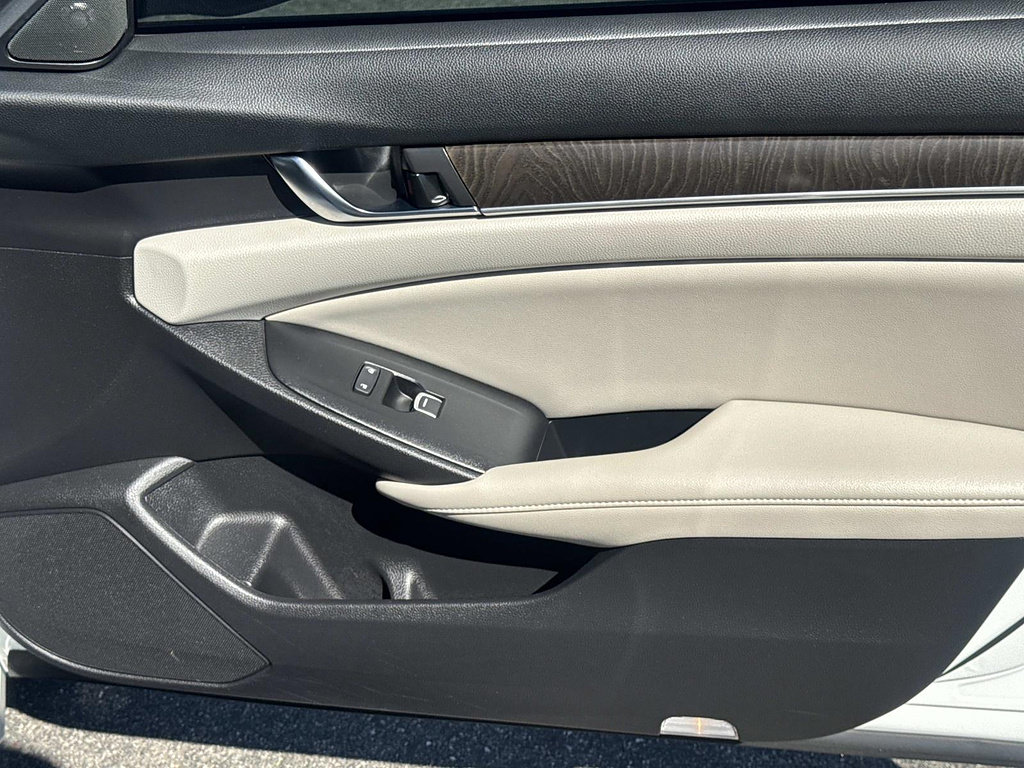 Used 2021 Honda Accord EX-L image 35