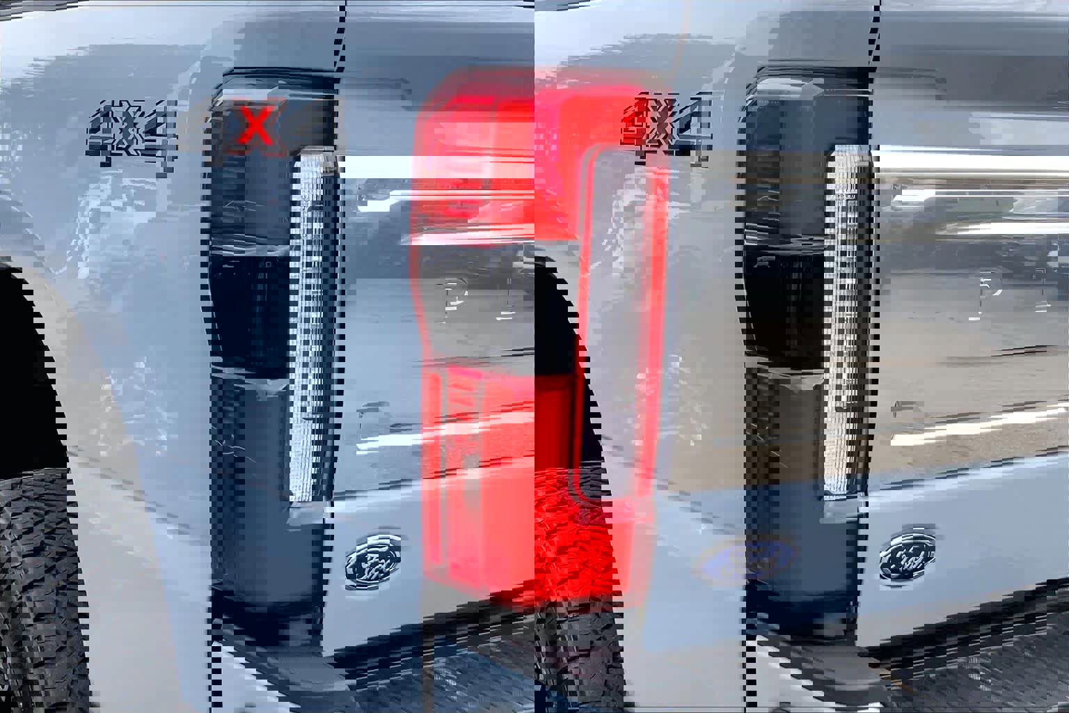 Certified 2024 Ford F250 Platinum AWD/4WD image 26