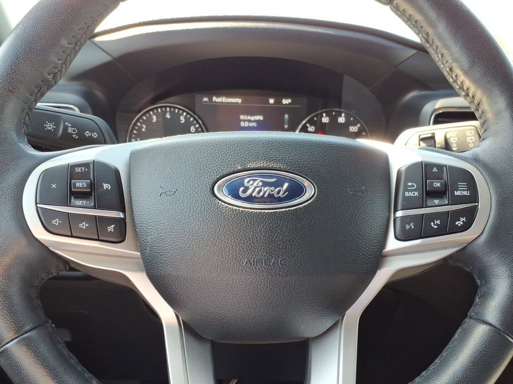 Certified 2023 Ford Explorer XLT w/ Equipment Group 202A AWD/4WD image 23