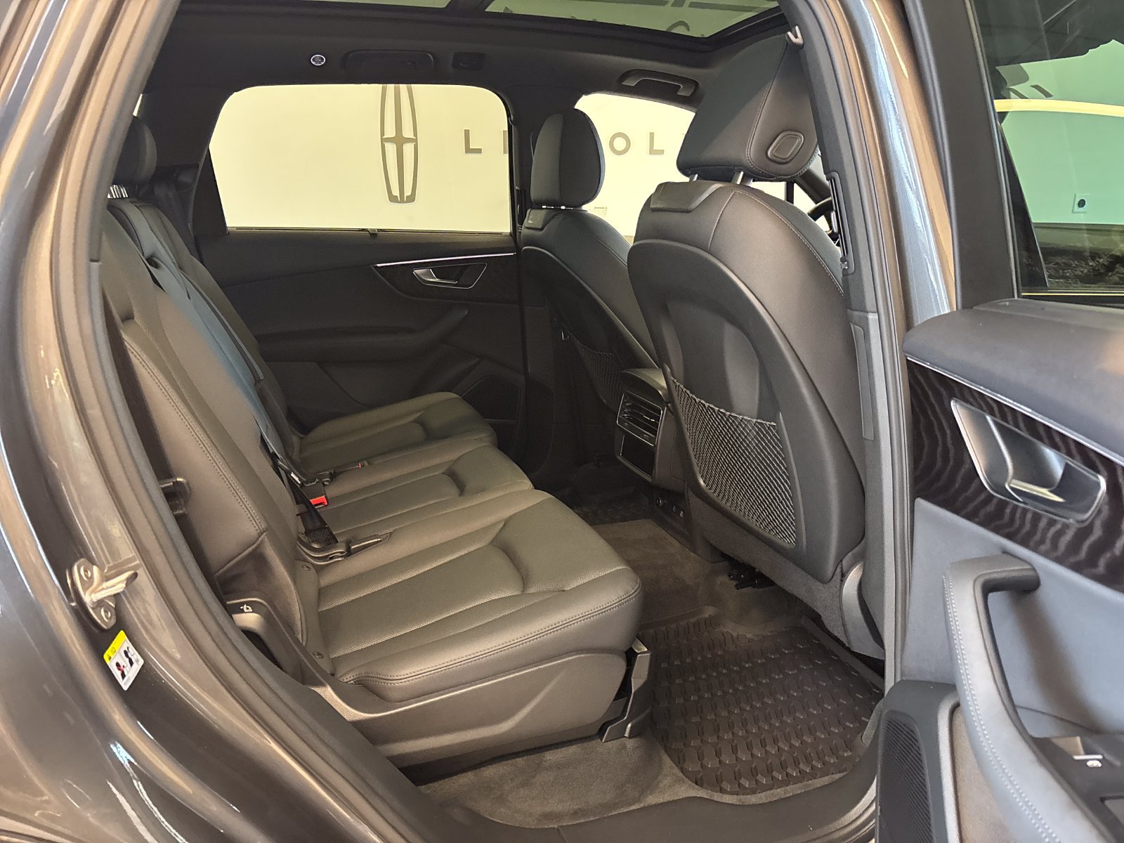 Used 2022 Audi Q7 3.0T Premium Plus AWD/4WD image 9