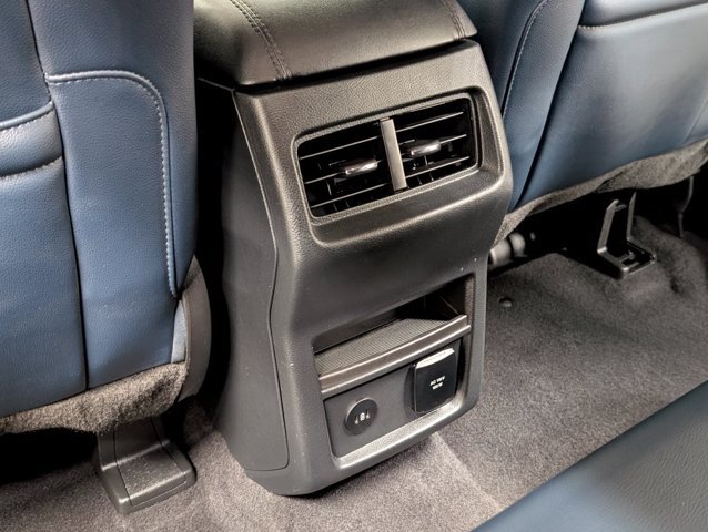 Certified 2023 Ford Edge SEL w/ Sport Appearance Package AWD/4WD image 17