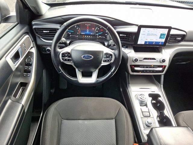 Certified 2022 Ford Explorer XLT w/ Class IV Trailer Tow Package image 13