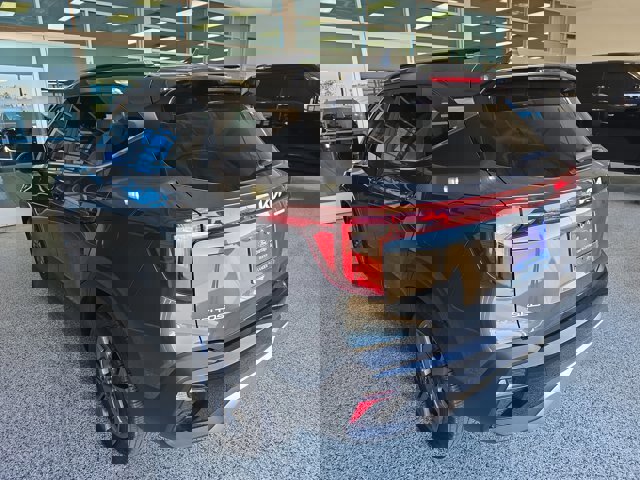 Used 2024 Kia Seltos S image 2