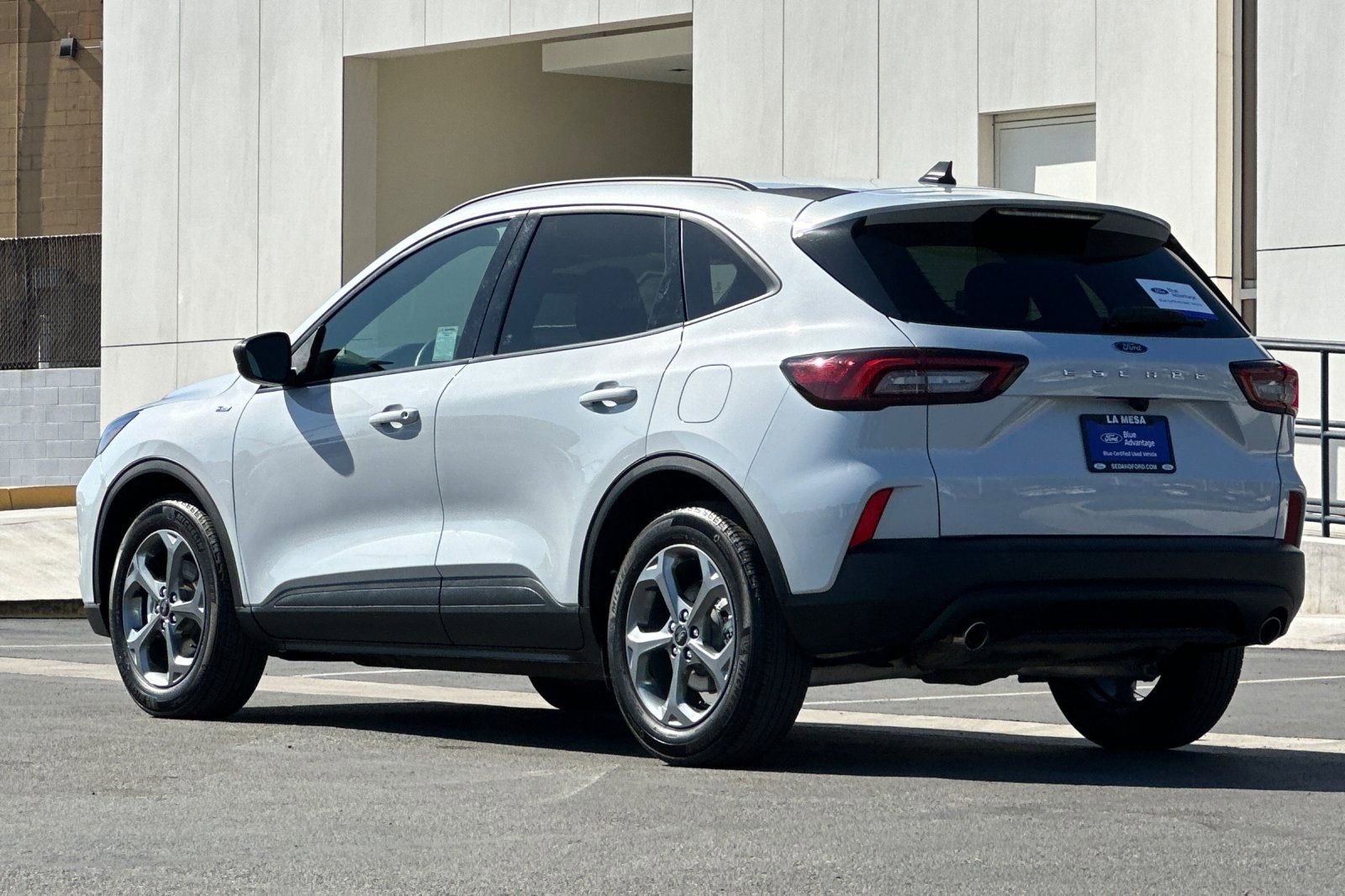 Certified 2025 Ford Escape ST-Line FWD image 5