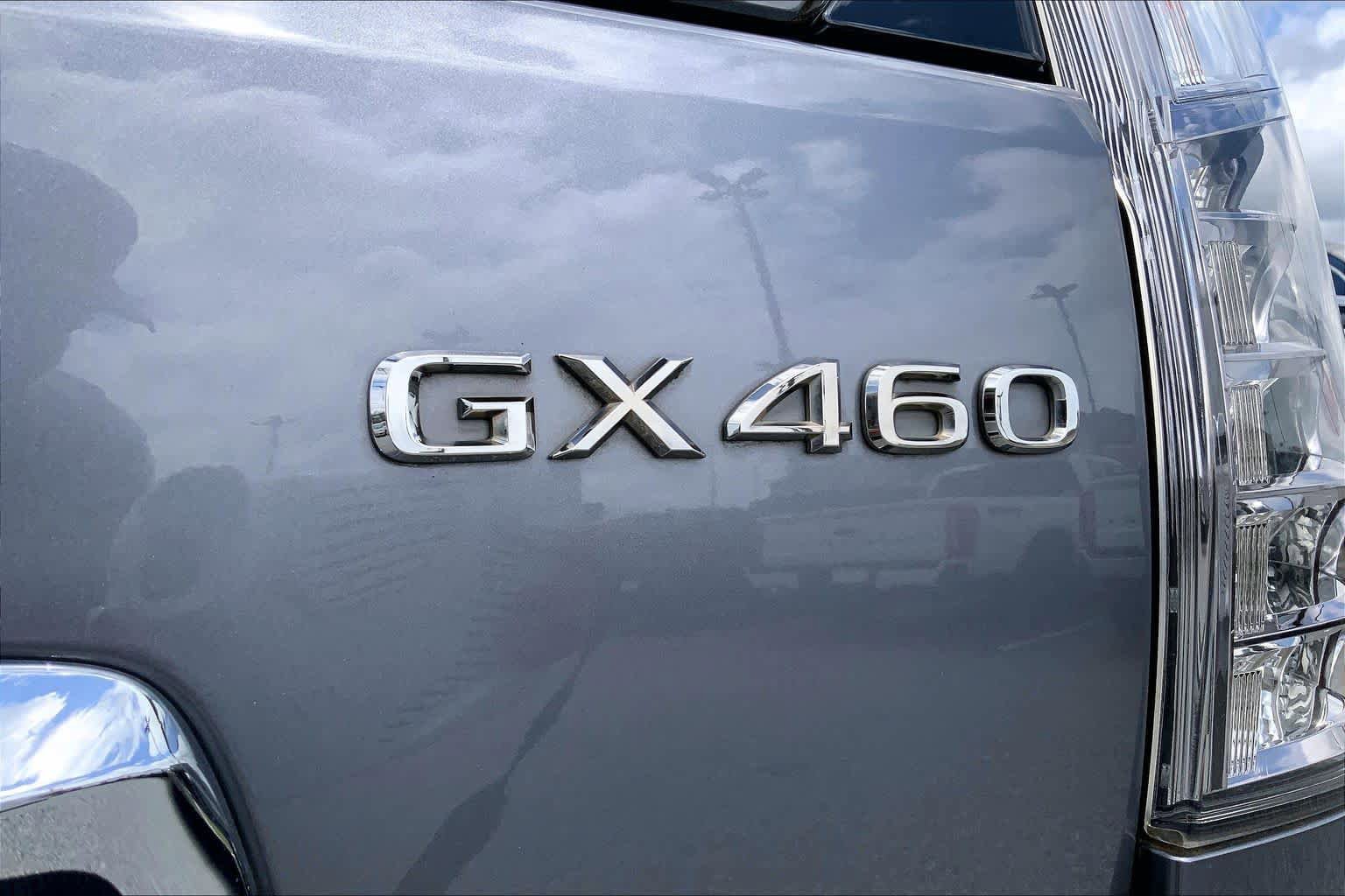 Used 2018 Lexus GX 460 Premium w/ Premium Package AWD/4WD image 10
