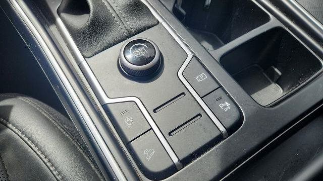 Used 2022 Kia Sorento S FWD image 16