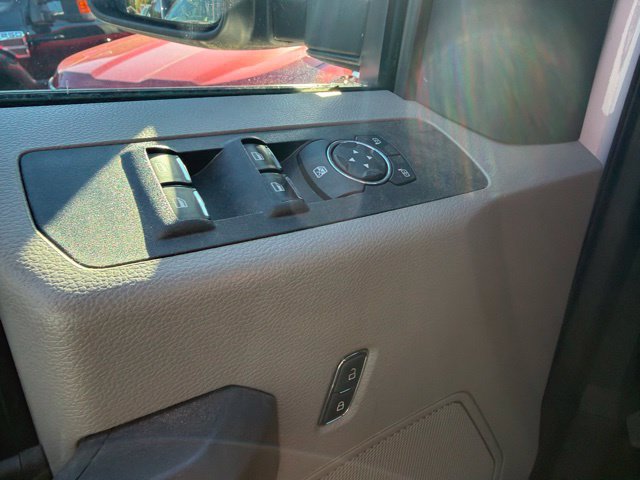 Certified 2022 Ford F250 XL w/ Power Equipment Group AWD/4WD image 5