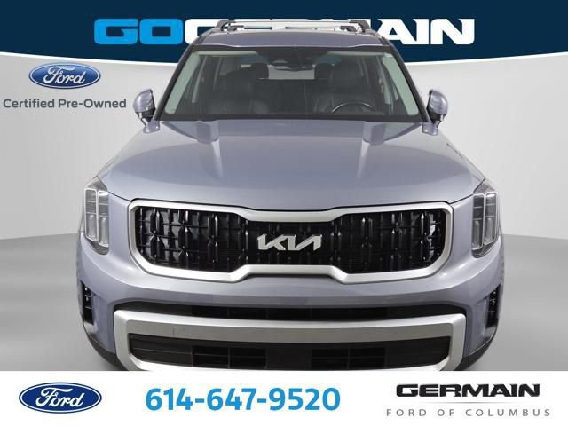 Used 2024 Kia Telluride EX w/ EX Captain's Chair Package image 8