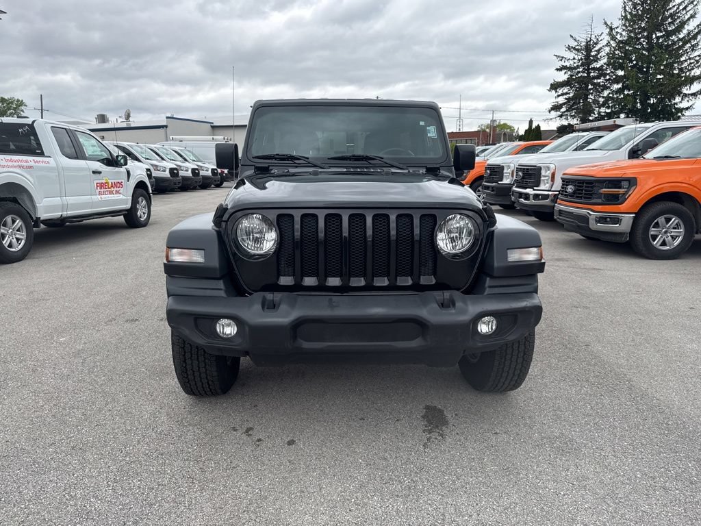 Used 2019 Jeep Wrangler Unlimited Sport S AWD/4WD image 9