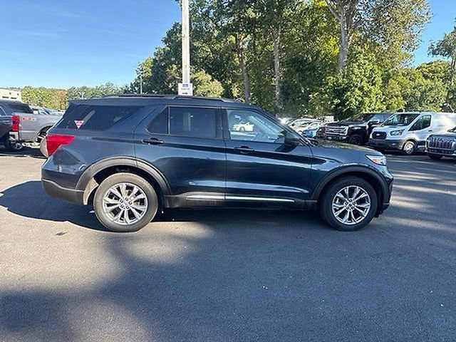 Certified 2023 Ford Explorer XLT w/ Equipment Group 202A AWD/4WD image 15