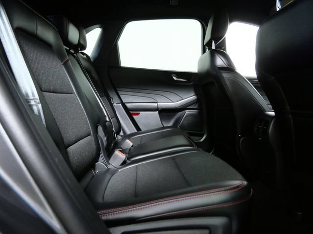 Certified 2025 Ford Escape ST-Line Select AWD/4WD image 9
