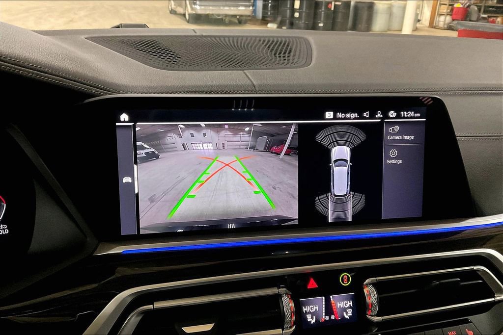 Used 2019 BMW X7 xDrive40i w/ Cold Weather Package image 20