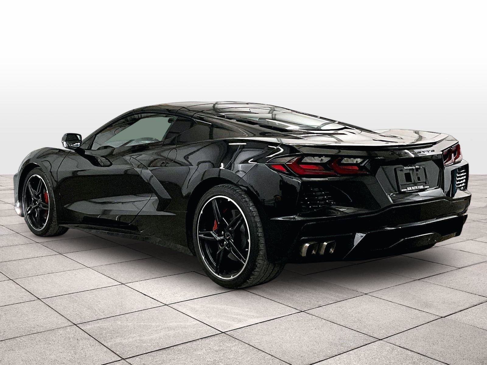 Used 2022 Chevrolet Corvette Stingray Coupe w/ 1LT RWD image 10