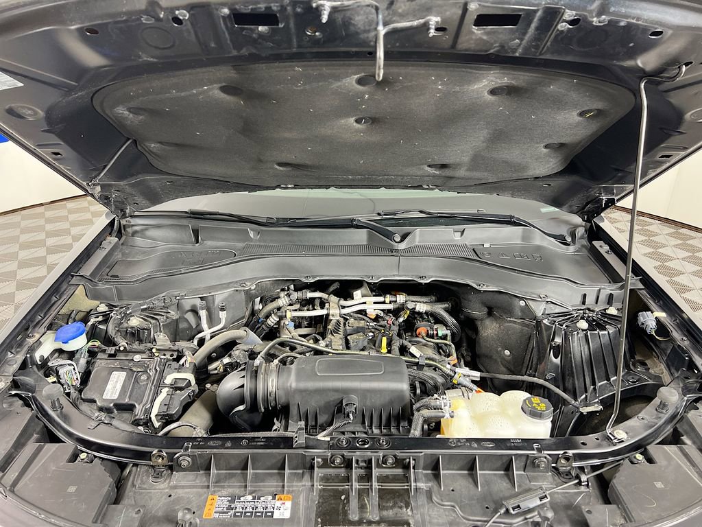 Certified 2023 Ford Explorer XLT w/ Equipment Group 202A image 36