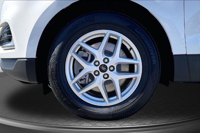 Certified 2024 Ford Edge SEL AWD/4WD image 9