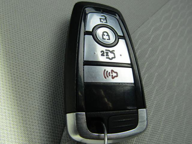 Certified 2019 Ford Fusion SE w/ Equipment Group 151A image 26