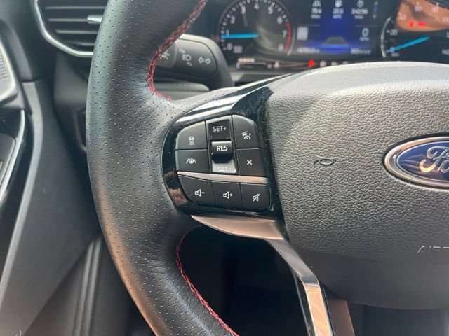 Certified 2023 Ford Explorer ST-Line AWD/4WD image 16