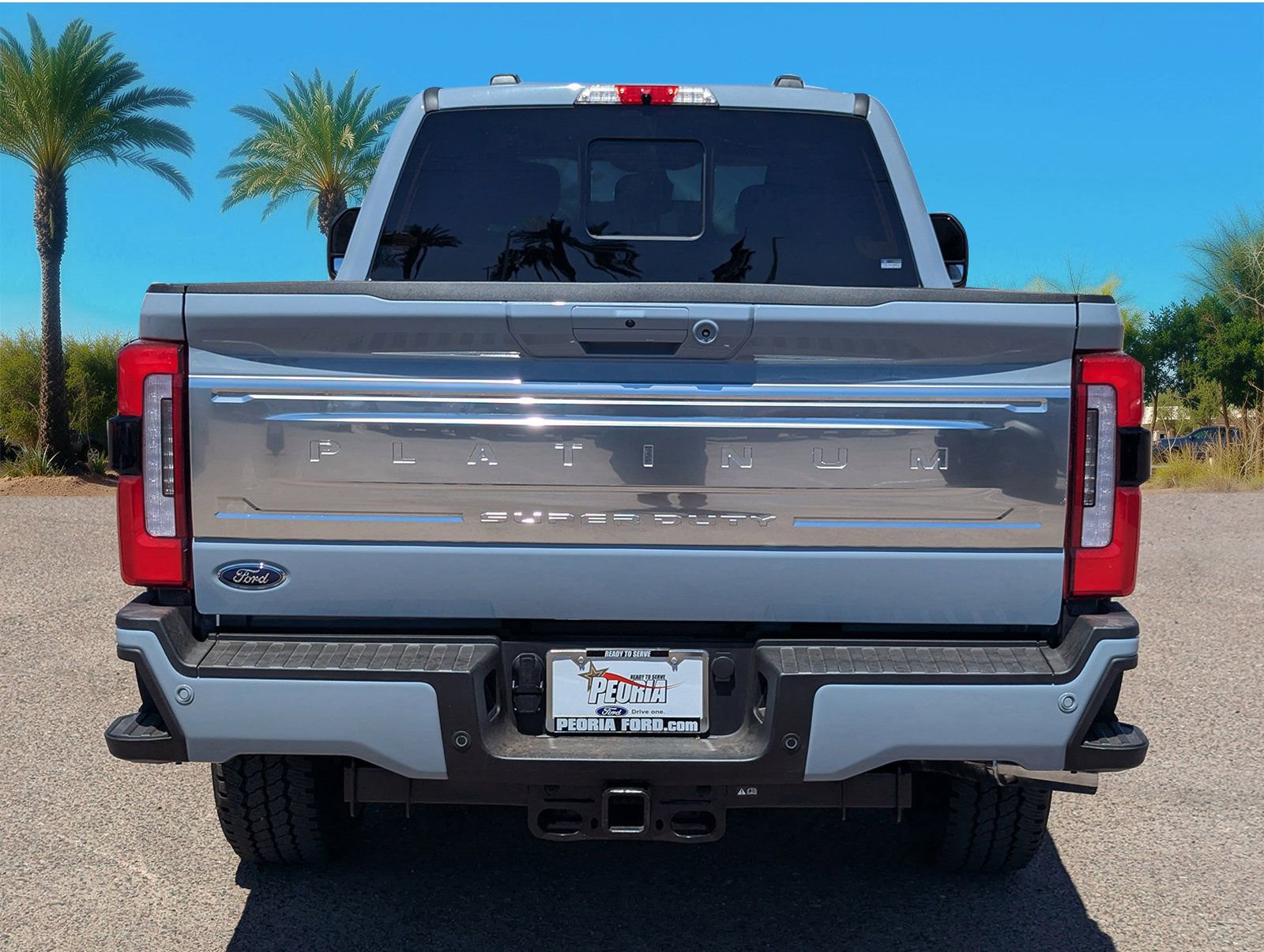 Certified 2026 Ford F250 Platinum w/ Platinum Plus Package AWD/4WD image 4