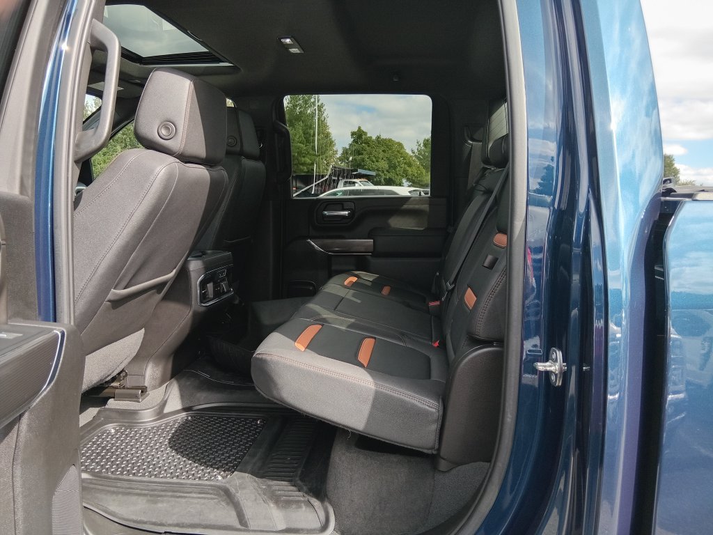 Used 2023 GMC Sierra 2500 AT4 w/ AT4 Premium Plus Package AWD/4WD image 12