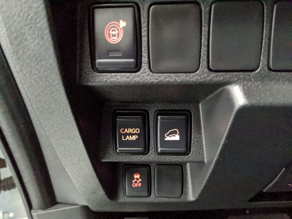 Used 2025 Nissan Frontier S AWD/4WD image 16