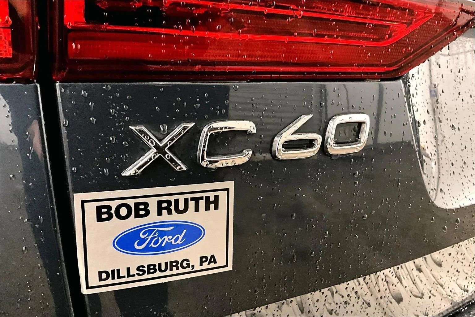 Used 2021 Volvo XC60 T5 Momentum w/ Premium Package image 13