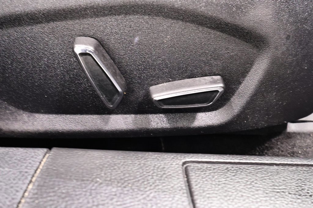 Certified 2019 Ford Fusion SE w/ Equipment Group 151A image 24