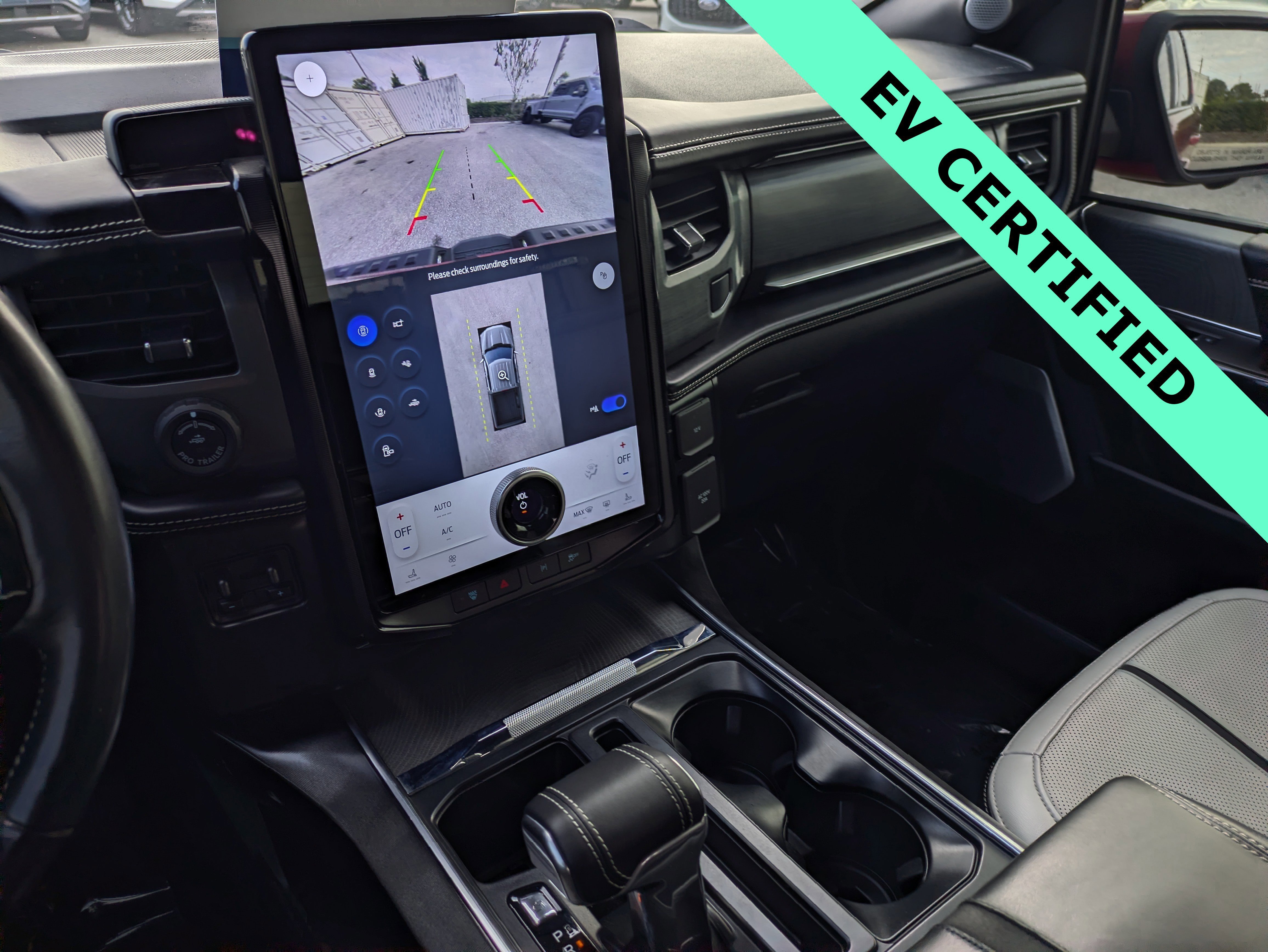 Certified 2023 Ford F150 Lightning Platinum image 32