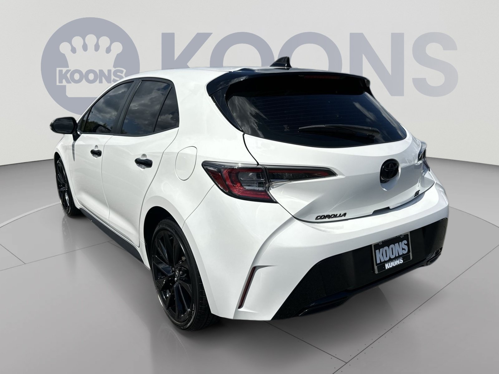 Used 2022 Toyota Corolla SE FWD image 8