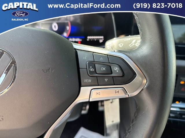 Used 2025 Volkswagen Jetta Sport FWD image 23