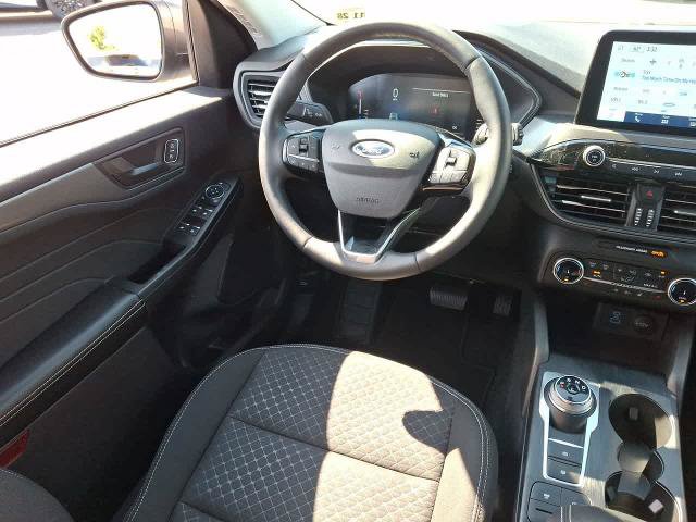 Certified 2023 Ford Escape Active AWD/4WD image 4