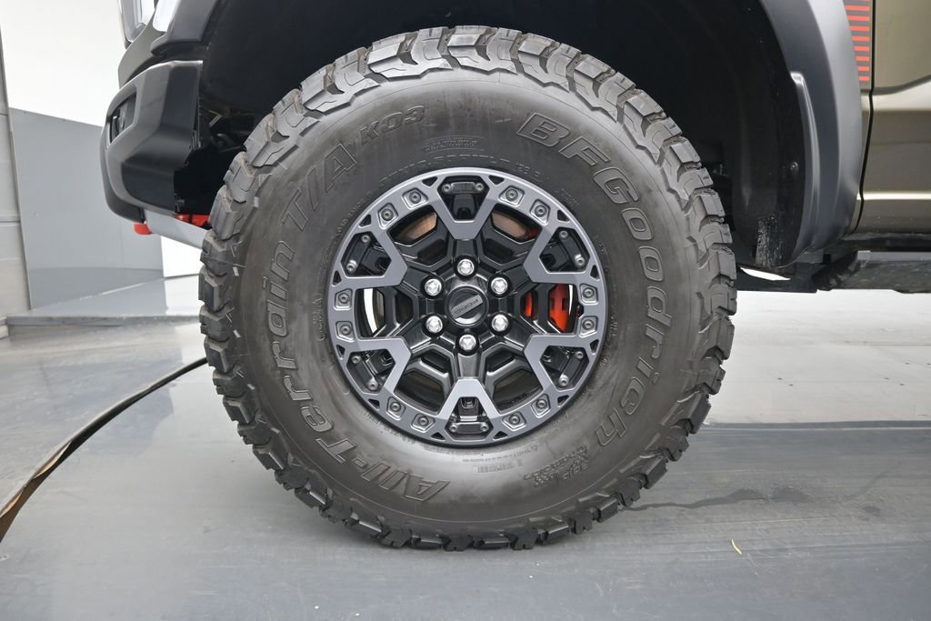 Certified 2025 Ford F150 Raptor w/ Equipment Group 803A Raptor R AWD/4WD image 27