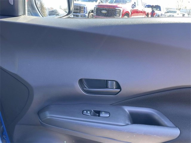 Used 2021 Nissan Kicks S image 28