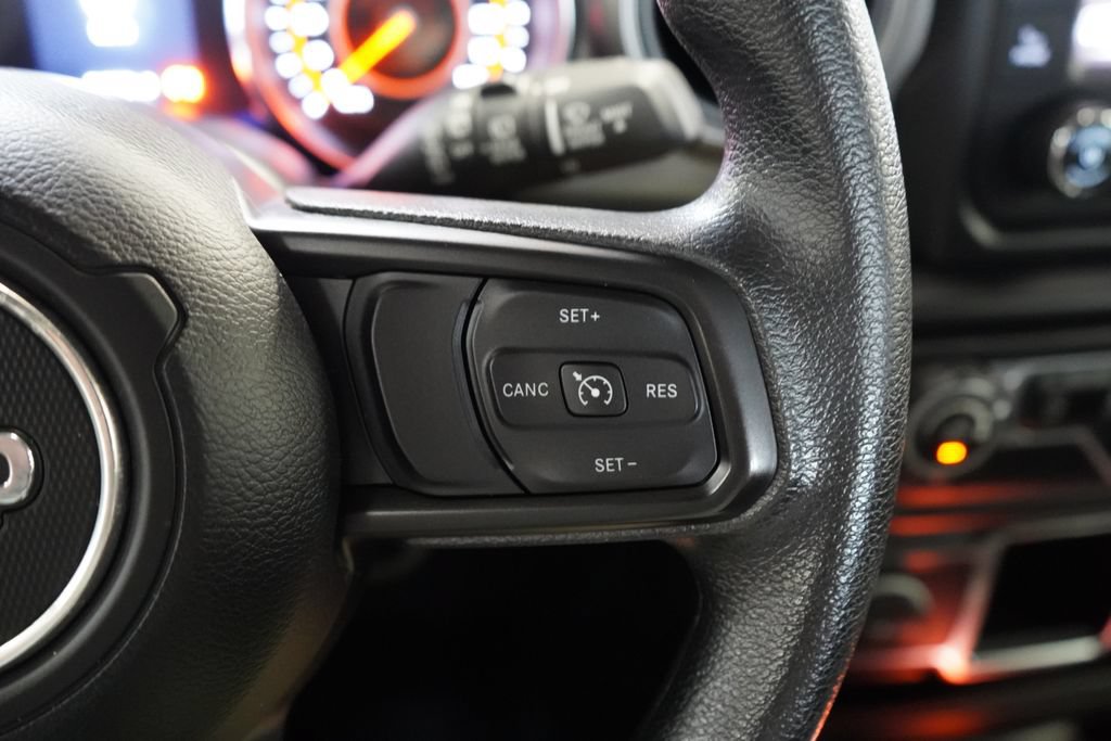 Used 2021 Jeep Wrangler Unlimited Sport AWD/4WD image 31