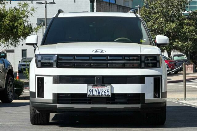 Used 2024 Hyundai Santa Fe Limited image 6