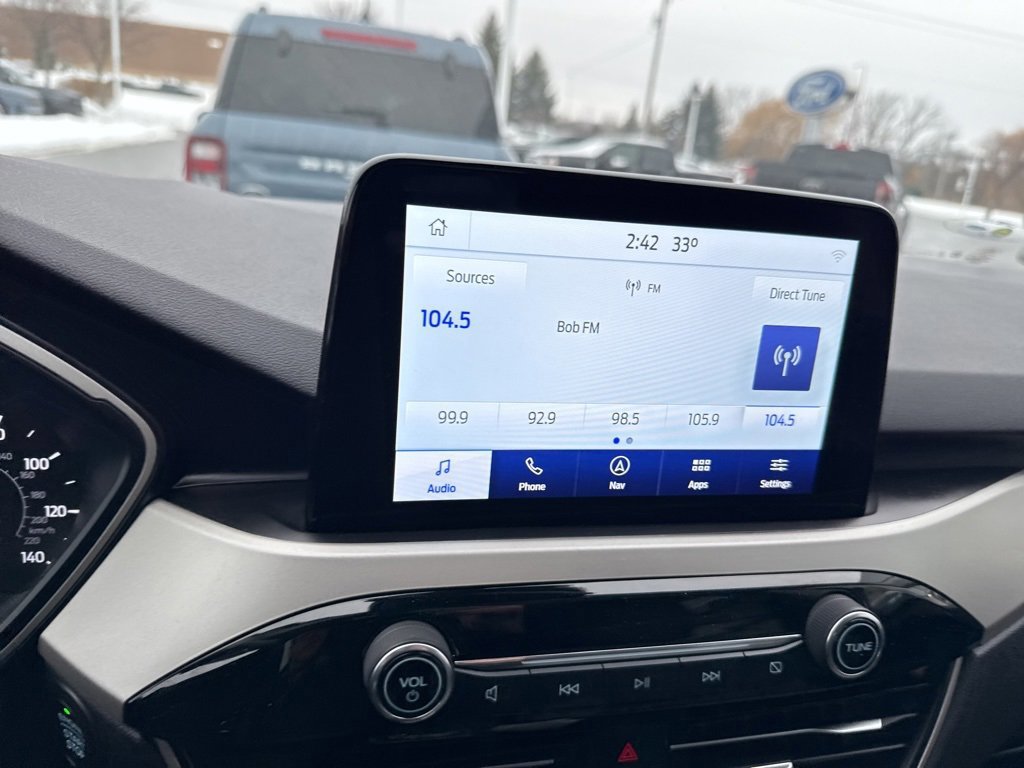 Certified 2021 Ford Escape SE w/ SE Sport Appearance Package image 9