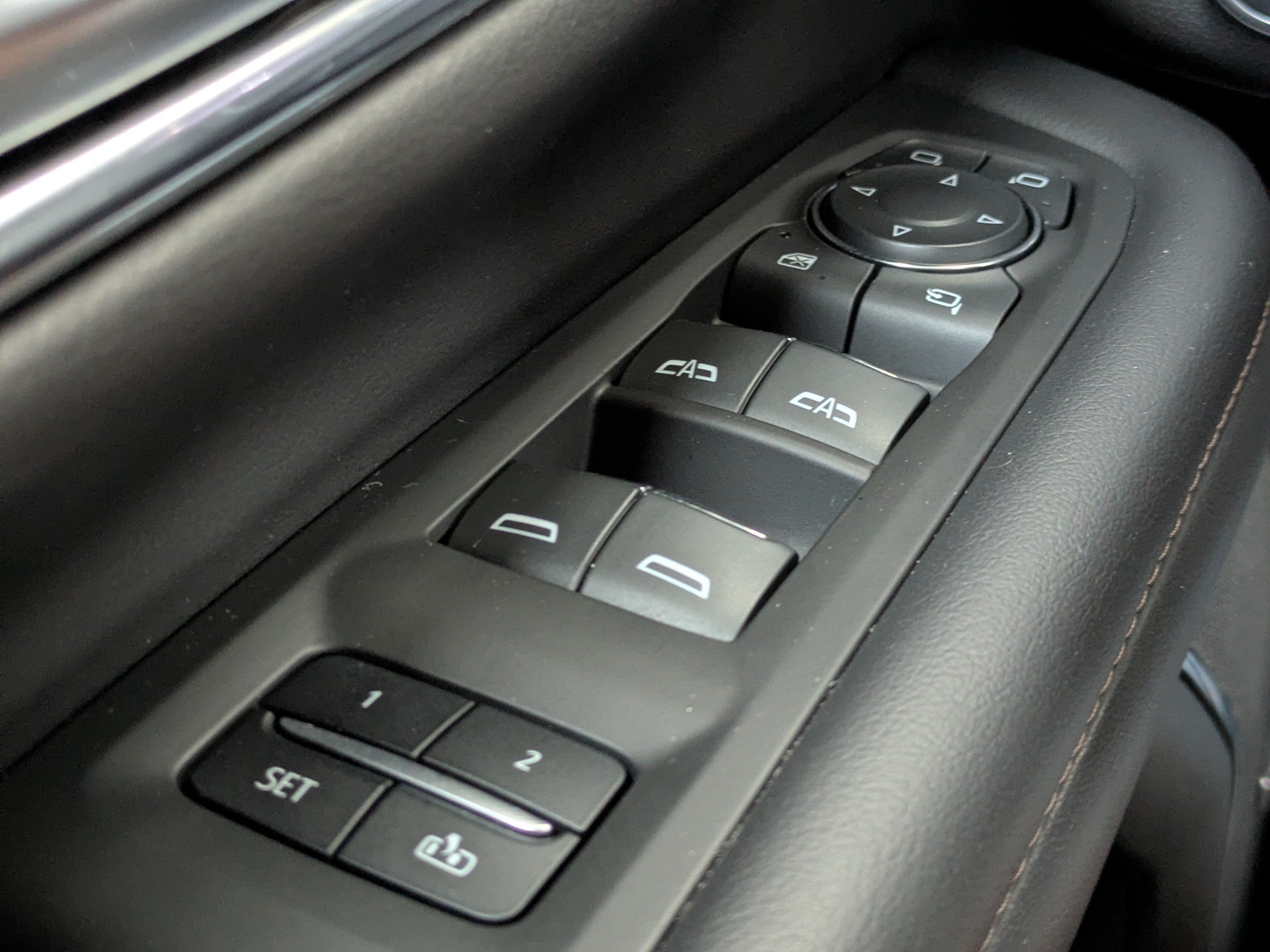 Used 2022 Chevrolet Tahoe High Country RWD image 29