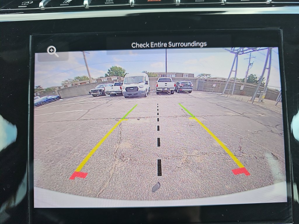 Used 2025 Jeep Grand Cherokee Altitude AWD/4WD image 21