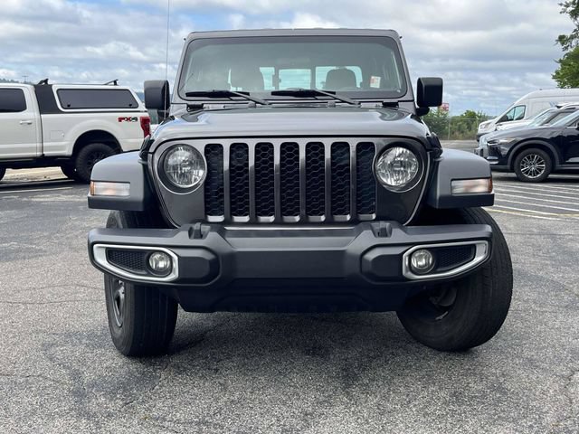 Used 2023 Jeep Gladiator Sport AWD/4WD image 9