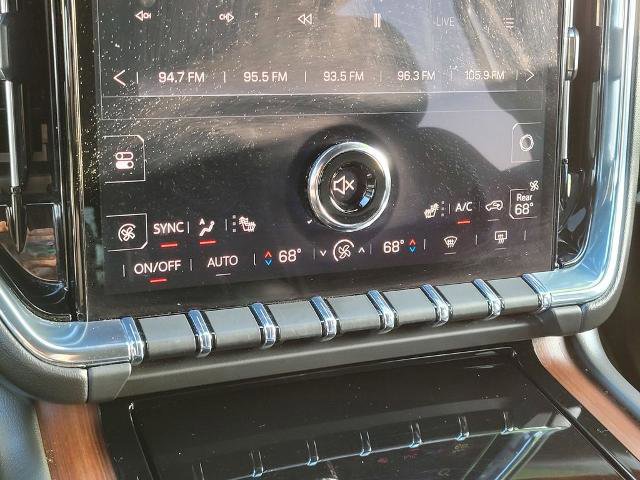 Used 2025 GMC Yukon Denali image 20