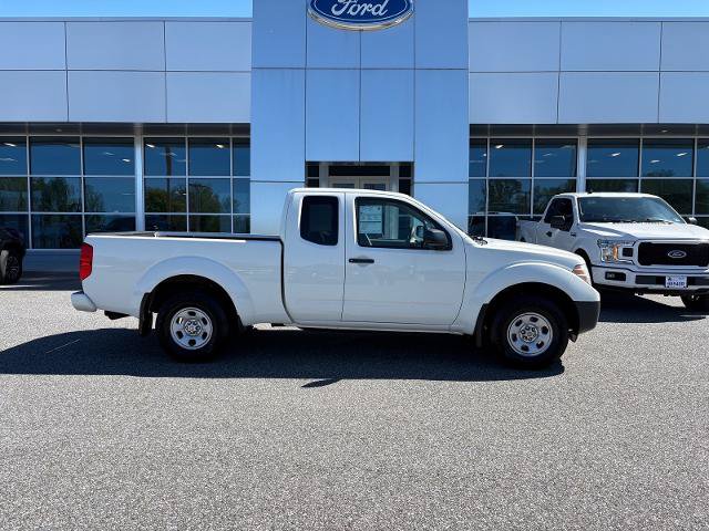 Used 2019 Nissan Frontier S RWD image 2