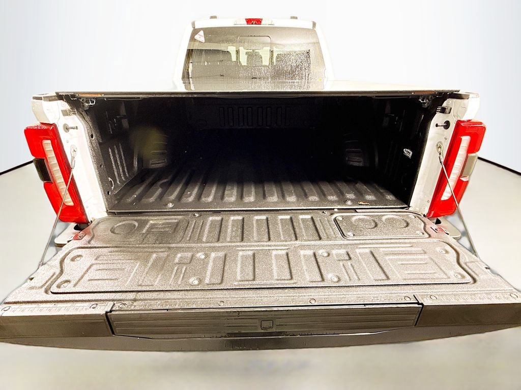 Certified 2023 Ford F250 Lariat w/ Sport Appearance Package image 27