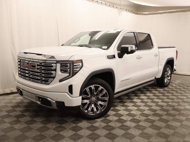 Used 2023 GMC Sierra 1500 Denali w/ Denali Reserve Package AWD/4WD image 1