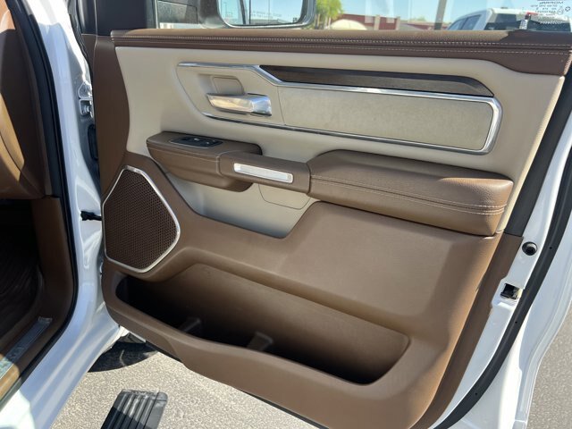 Used 2021 RAM 1500 Laramie AWD/4WD image 16