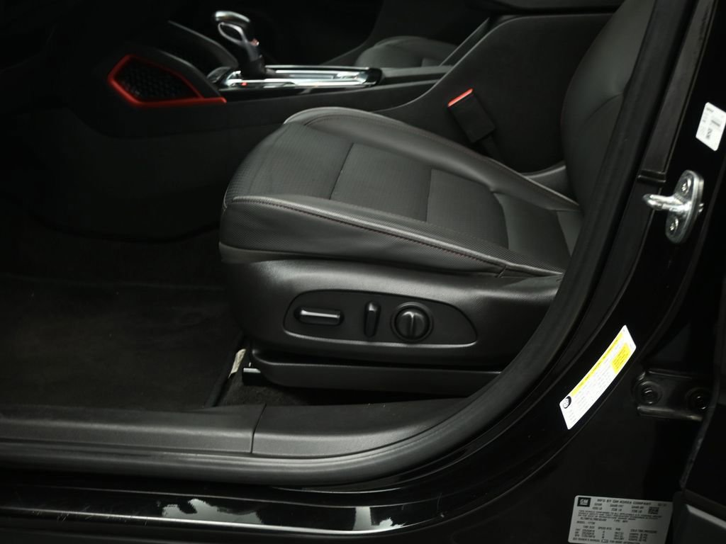 Used 2021 Chevrolet TrailBlazer RS image 36