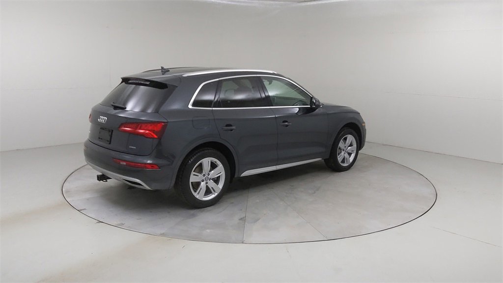 Used 2019 Audi Q5 Prestige w/ Prestige Package image 14