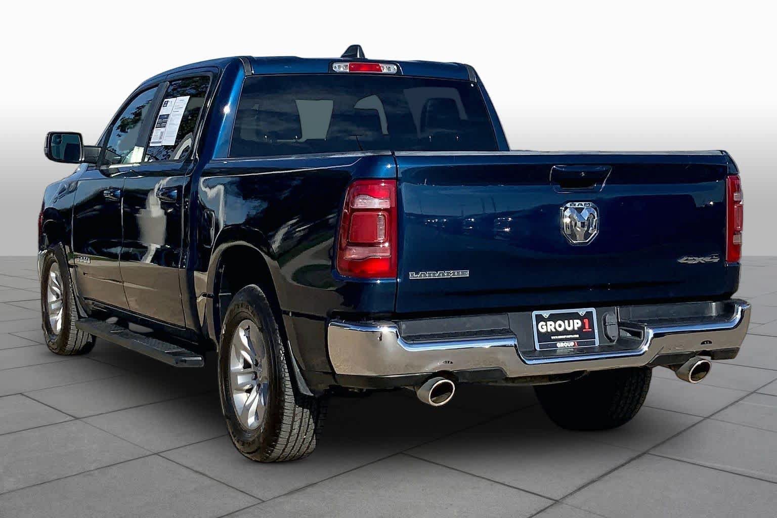 Used 2024 RAM 1500 Laramie AWD/4WD image 12