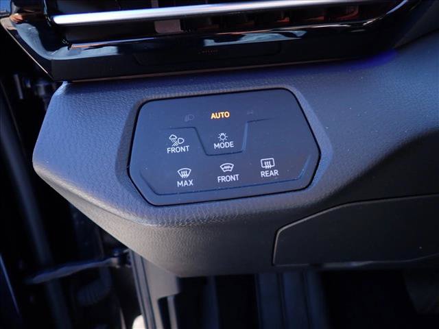 Used 2023 Volkswagen ID.4 Pro S Plus AWD/4WD image 17